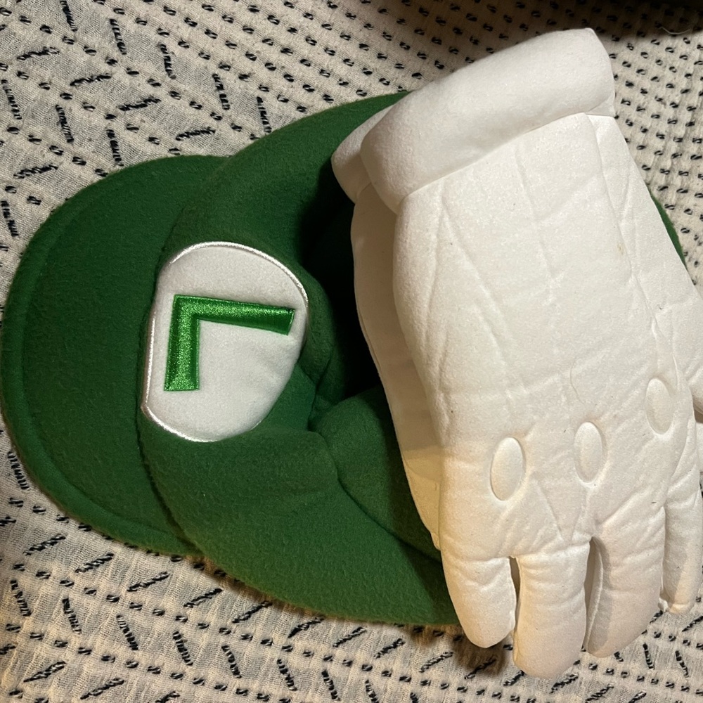 Super Mario-Luigi hat/gloves